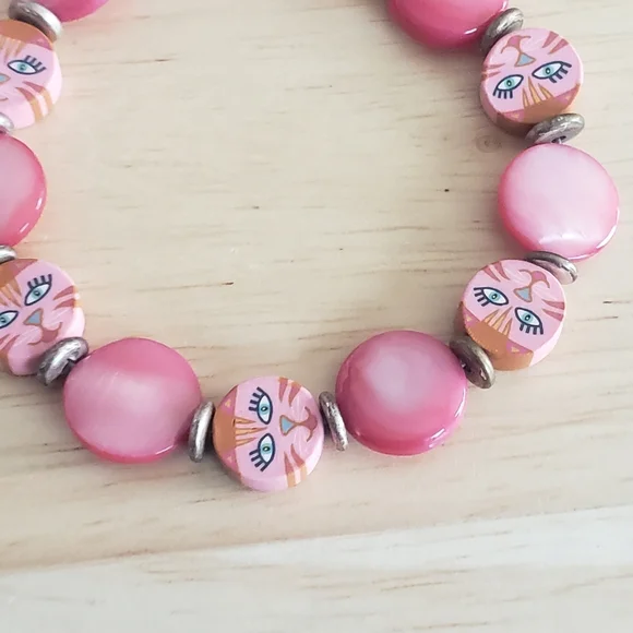 Pink Cat Faces Beaded Bracelet - Picture 3 of 6